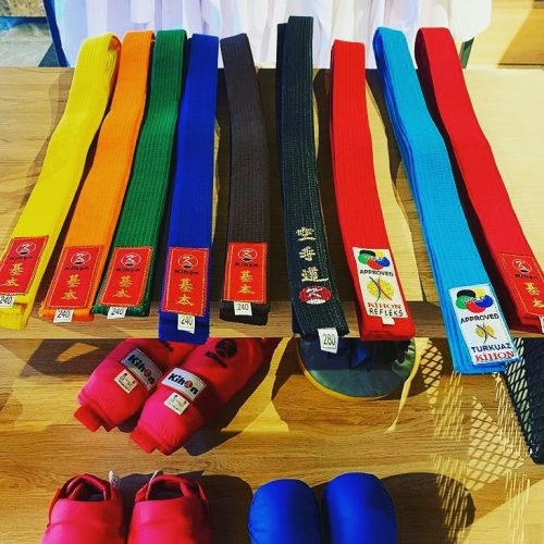 Karate öv - Fekete (kézzel készített) - KIHON