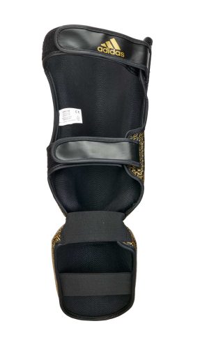 adidas Kisckbox lábszárvédő, adiKBSI300