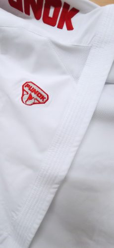 Karate ruha (kumite) - piros-kék vállú - Blitz - PUNOK - WKF Approved