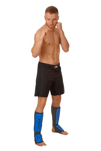 Ju-Sports lábszár- és rüsztvédő V-Shape C-19 (piros vagy kék színben)