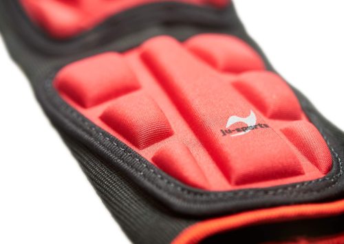 Ju-Sports lábszár- és rüsztvédő V-Shape C-19 (piros vagy kék színben)