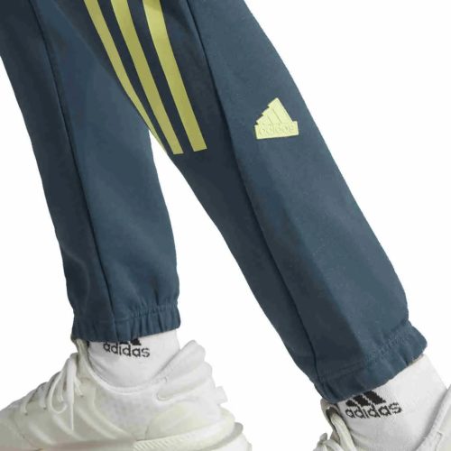 adidas melegítőnadrág kék színben