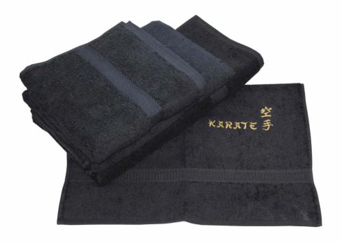 Fekete színű frottír törülköző - arany KARATE vagy AIKIDO hímzéssel